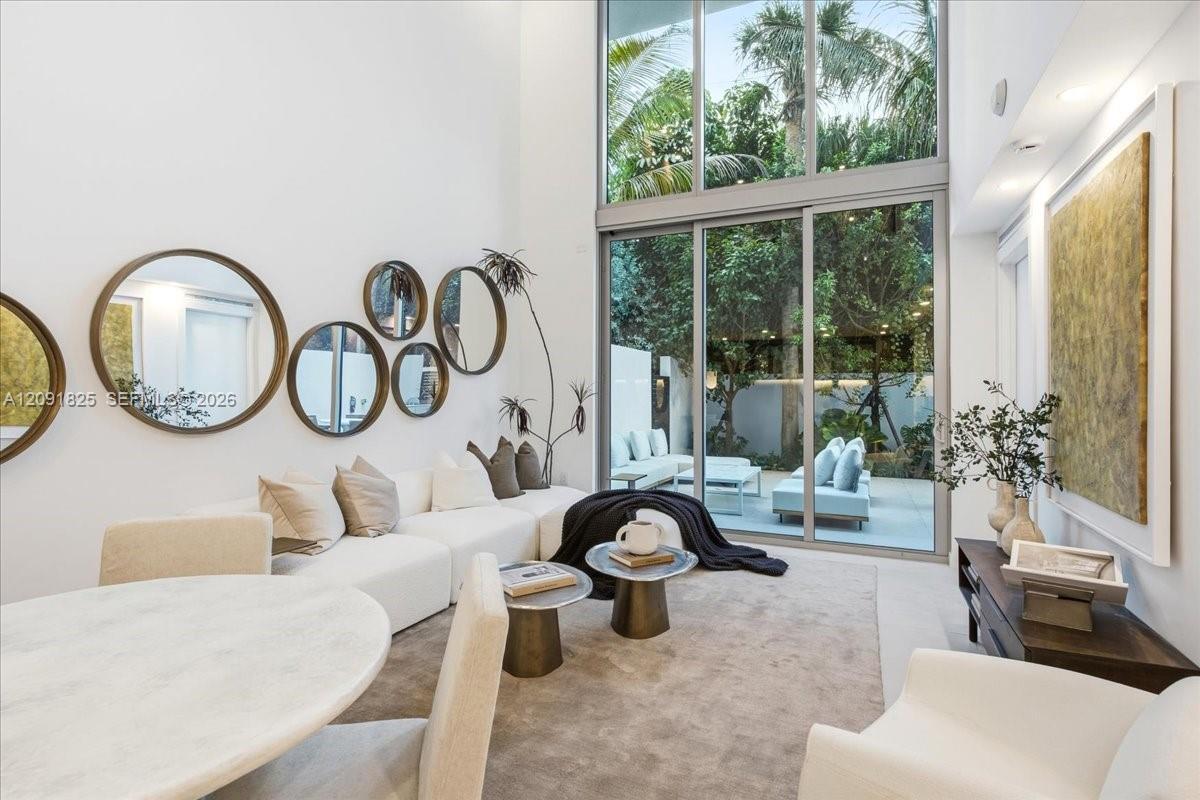2200 Brickell Ave, Miami FL 33129 photo 5