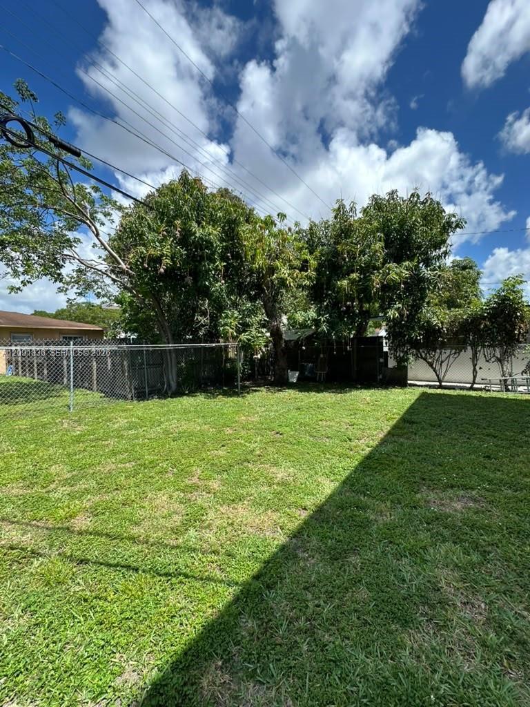 910 SW 29th Ave # 1, Miami FL 33135 photo 3