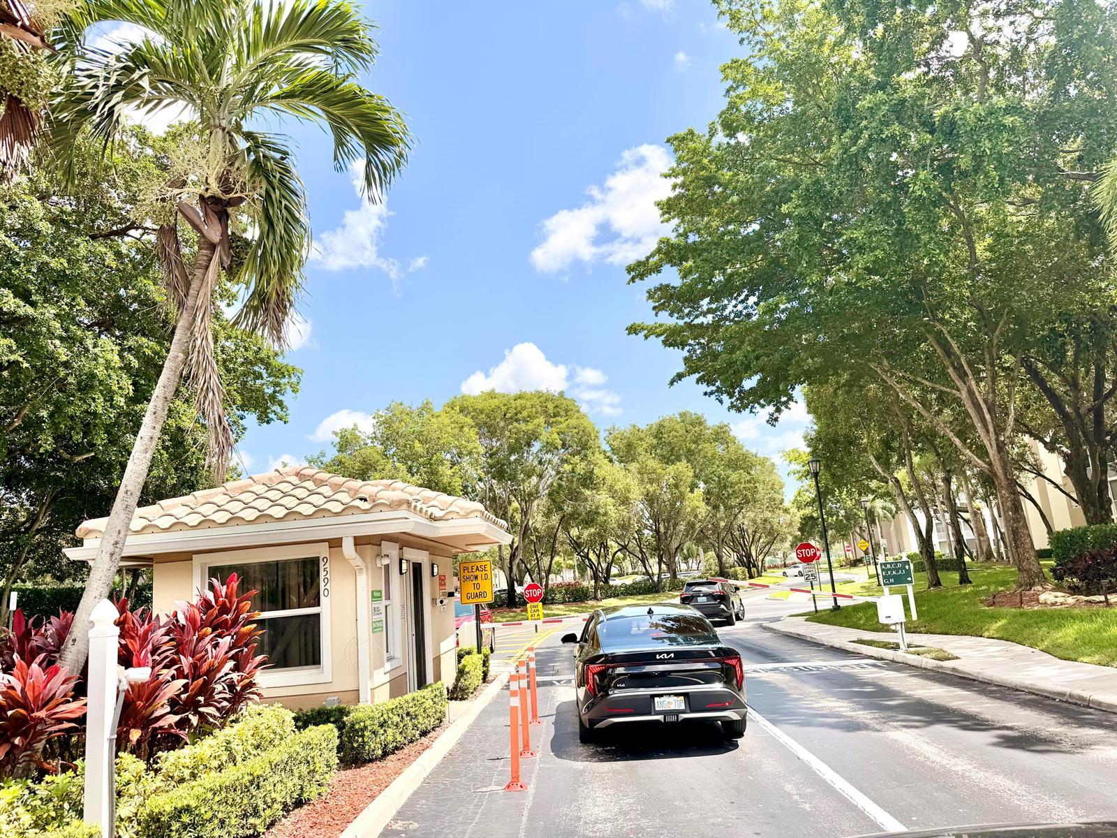 9511 WELDON Circle # G108, Tamarac FL 33321 photo 3