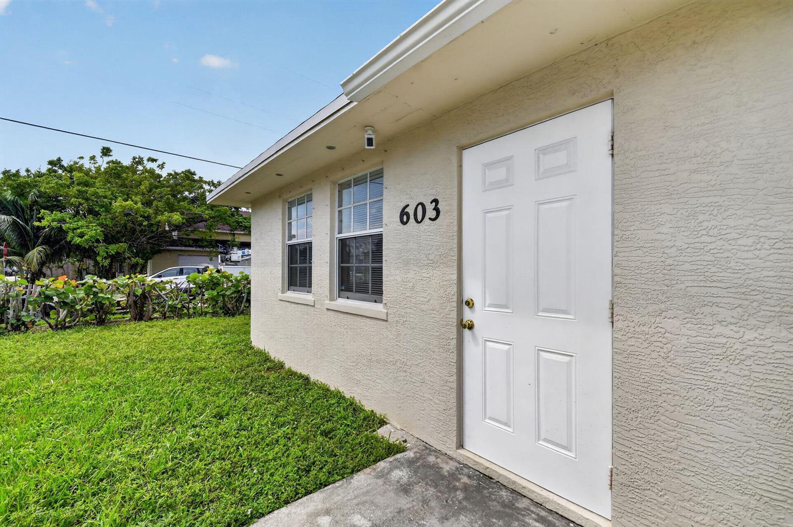 603 N Broadway, Lantana FL 33462 photo 5