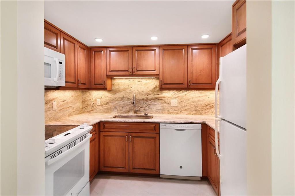 4620 Bougainvilla Drive # 4, Lauderdale By The Sea FL 33308 photo 4