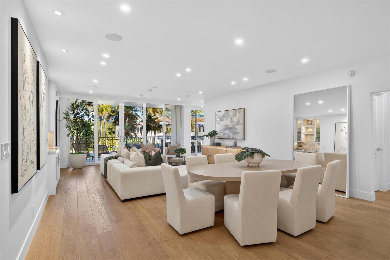 100 ROYAL PALM Way # D2, Palm Beach FL 33480 photo 2