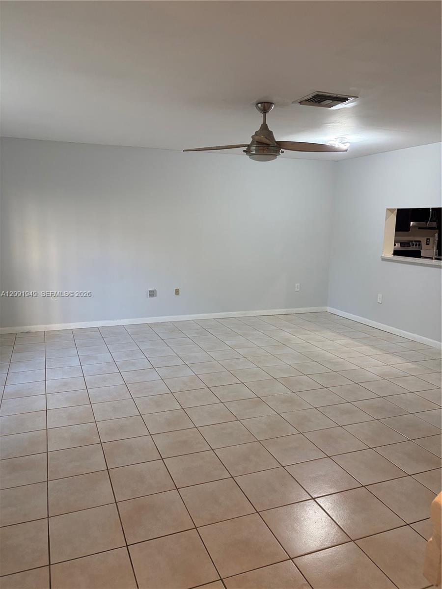 10837 NW 8th St, Pembroke Pines FL 33026 photo 5