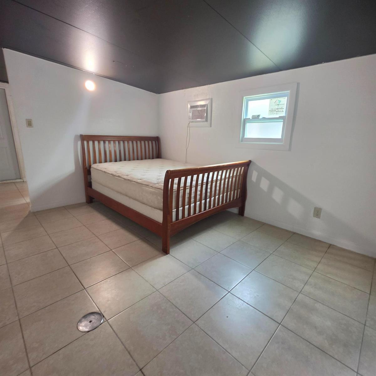 7400 Raleigh Street, Hollywood FL 33024
