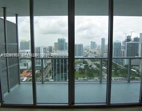 1111 SW 1st Ave, Miami FL 33130 photo 3