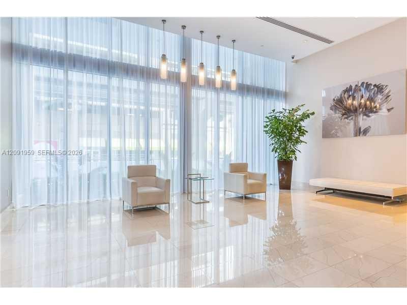 1111 SW 1st Ave, Miami FL 33130