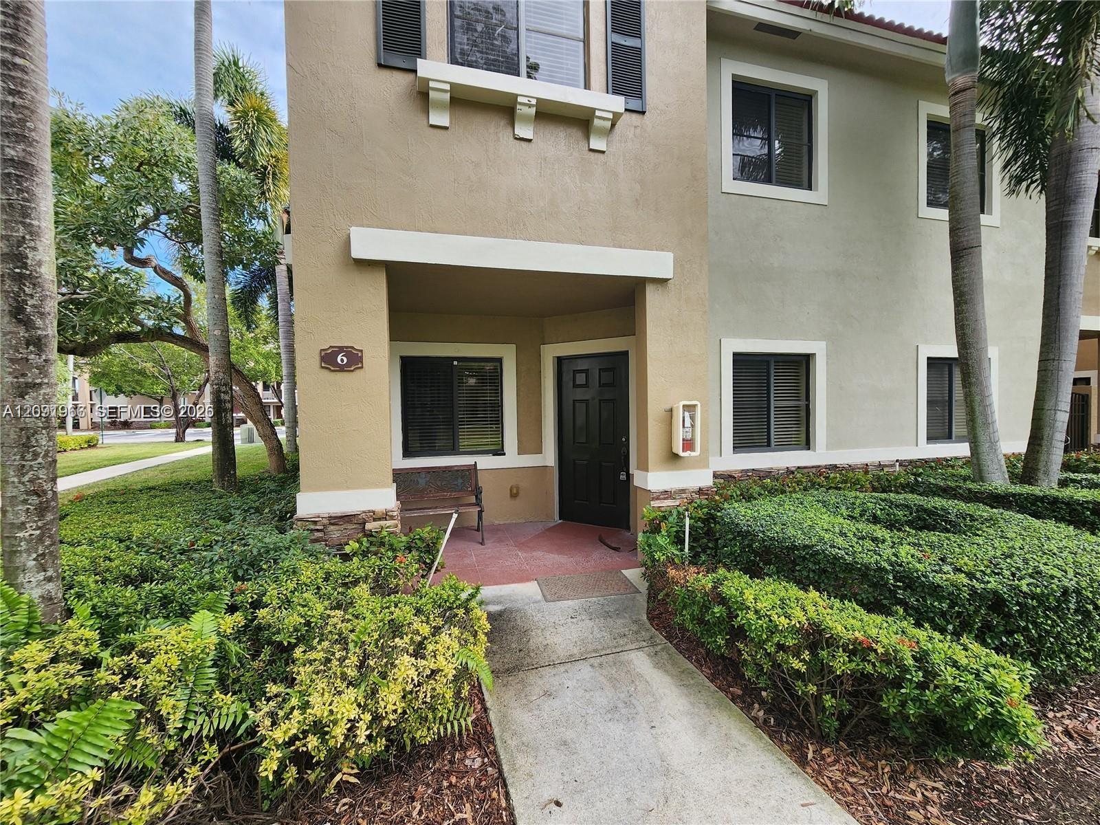 22811 SW 88th Pl # 22, Cutler Bay FL 33190 photo 2