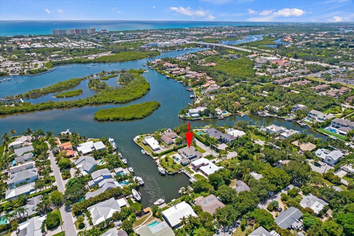 205 Body Court, Jupiter FL 33477 photo 4