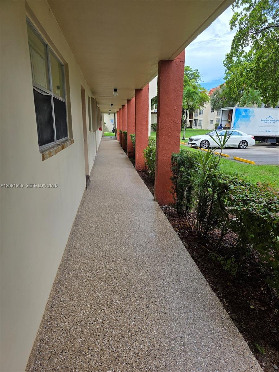 3071 E Sunrise Lakes Dr # 107, Sunrise FL 33322 photo 4