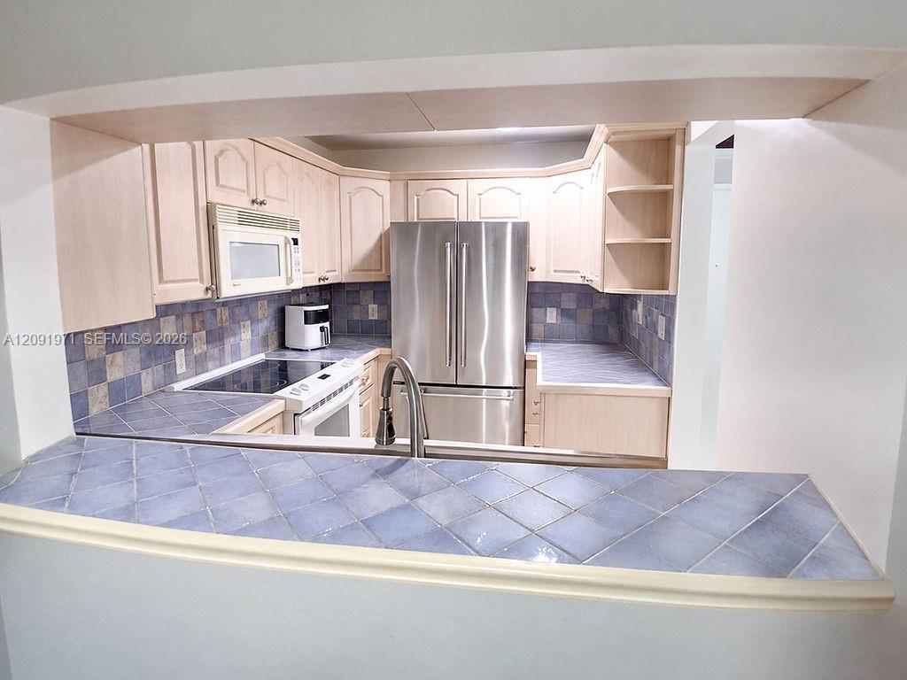11233 SW 88th St, Miami FL 33176 photo 4