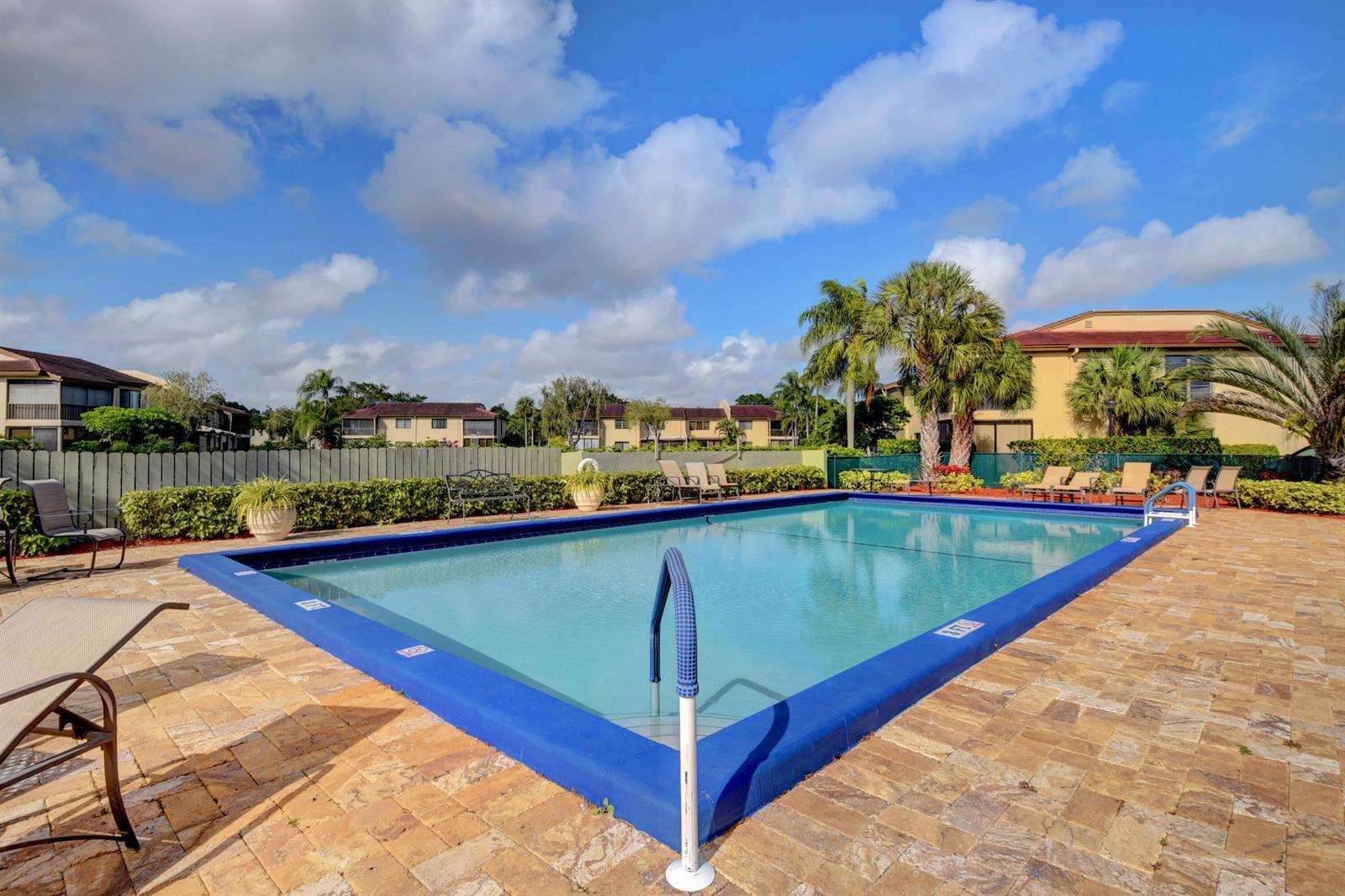 7911 Eastlake Drive # H, Boca Raton FL 33433 photo 2