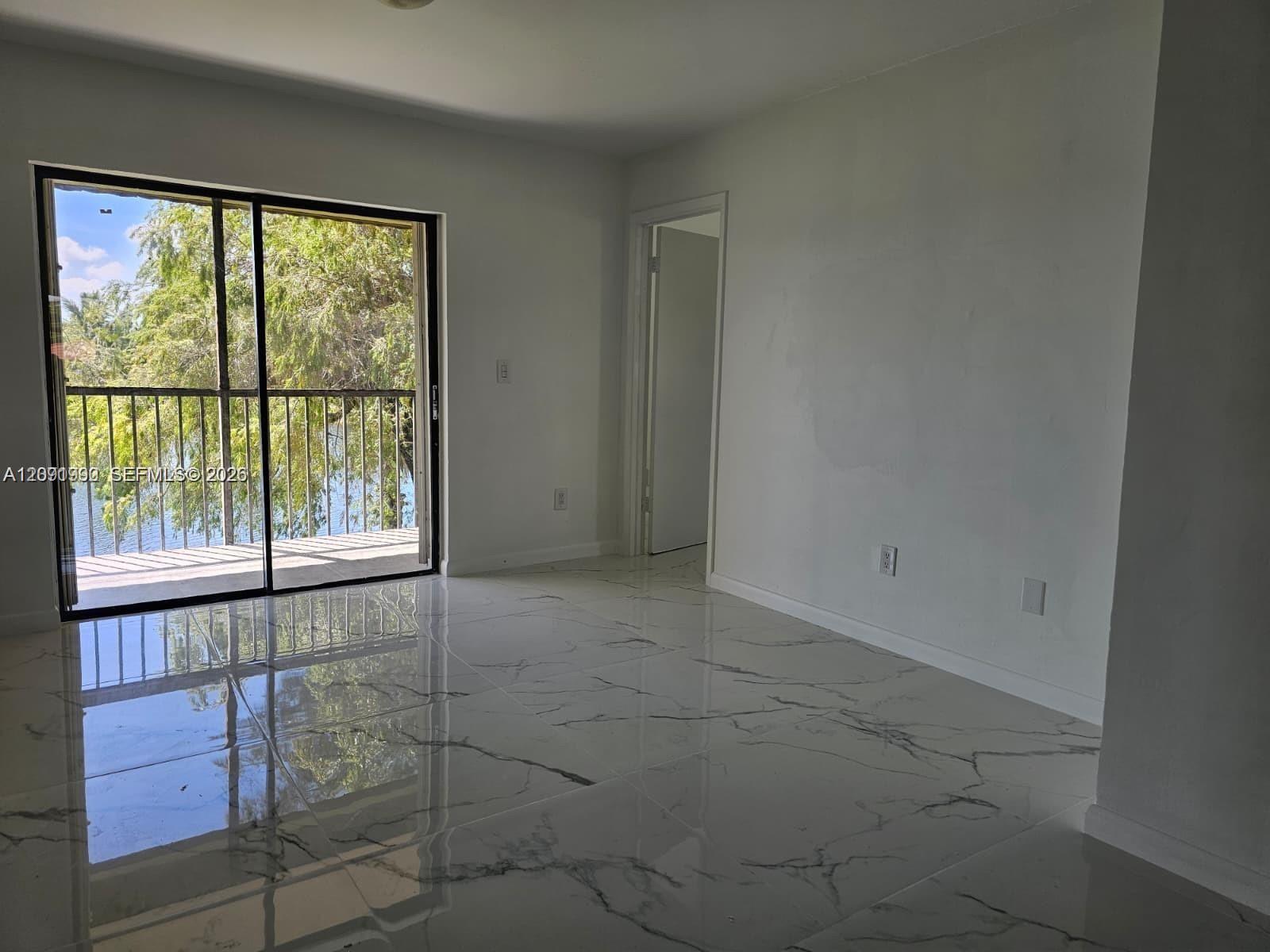 6565 W 26th Dr # 34, Hialeah FL 33016 photo 2