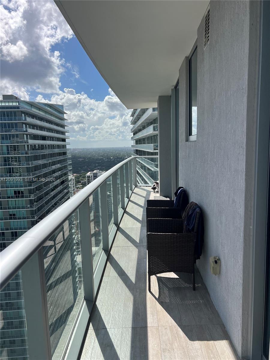 1100 S Miami Ave # 3404, Miami FL 33130 photo 3