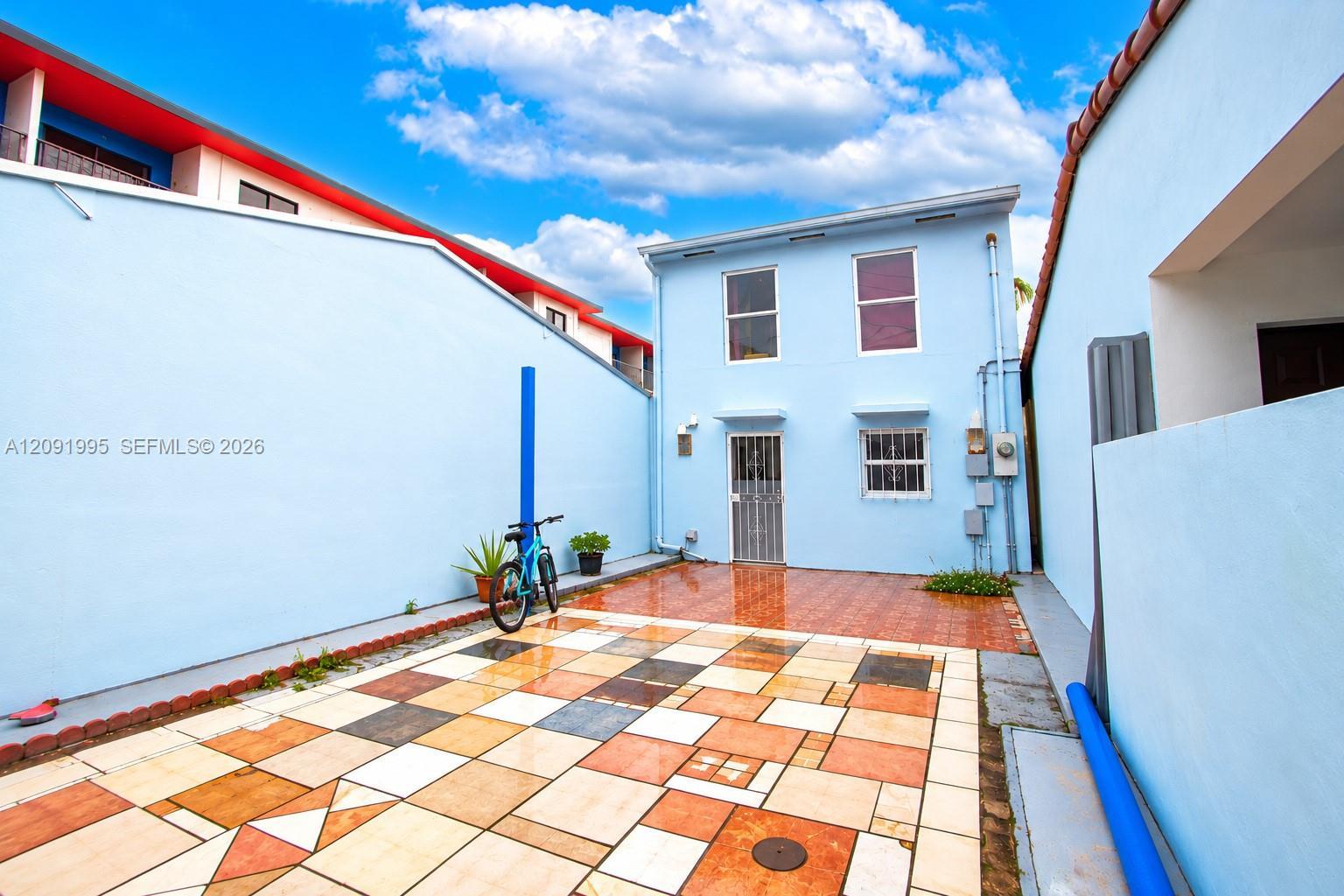 7000 W 15th Ct, Hialeah FL 33014 photo 2