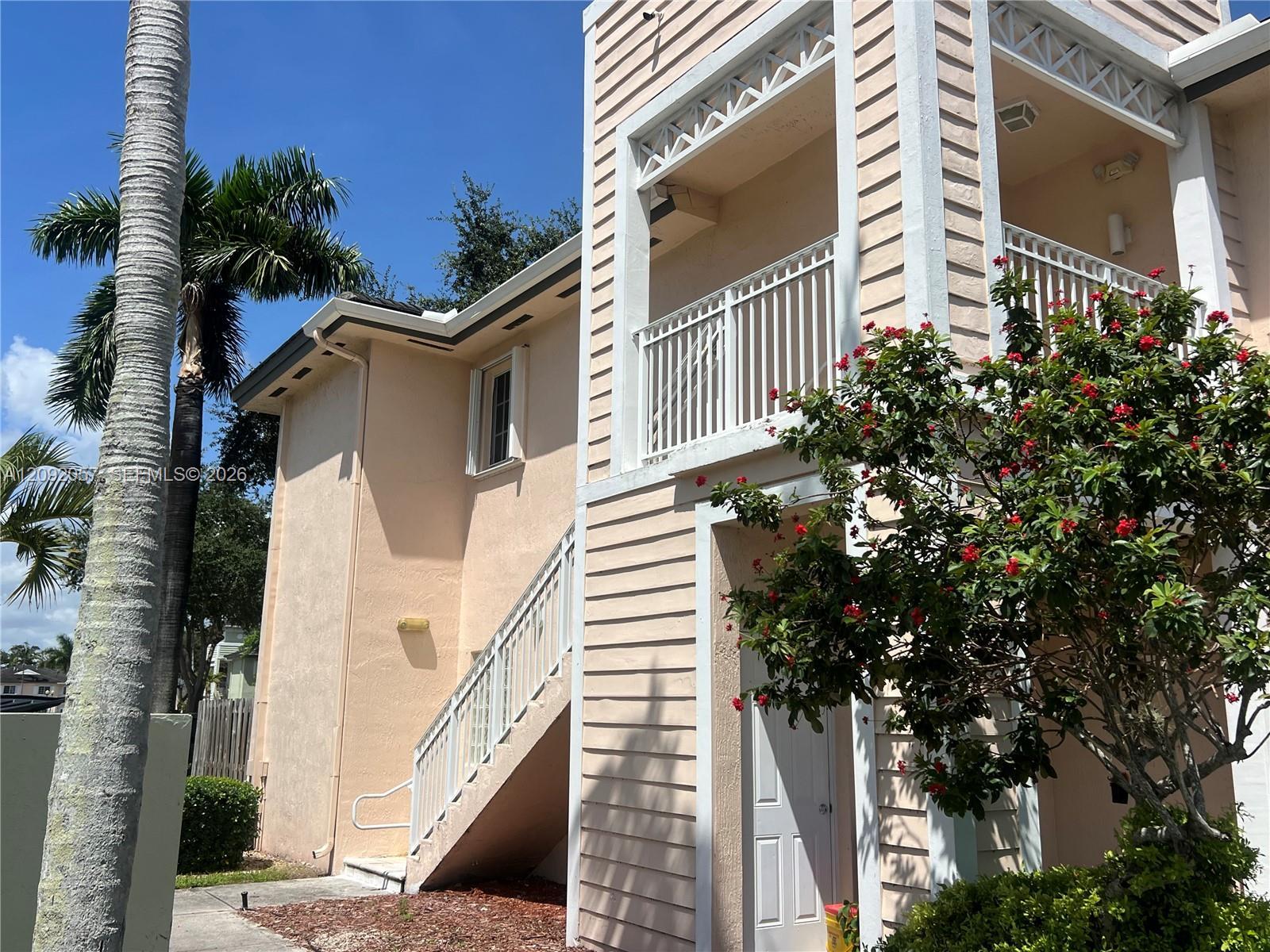 372 NE 26th Pl # 201, Homestead FL 33033 photo 2
