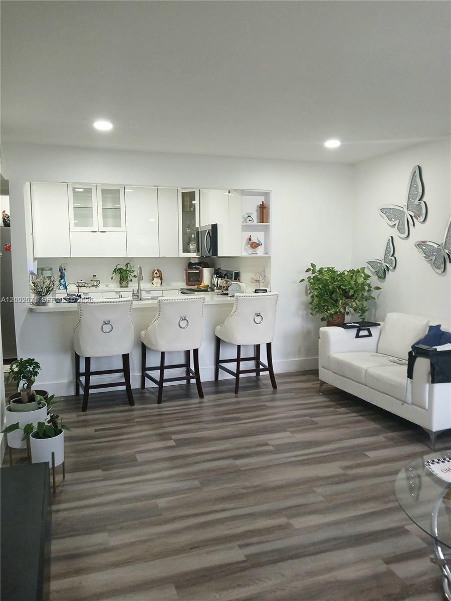 6365 W 27th Ct # 8, Hialeah FL 33016 photo 3