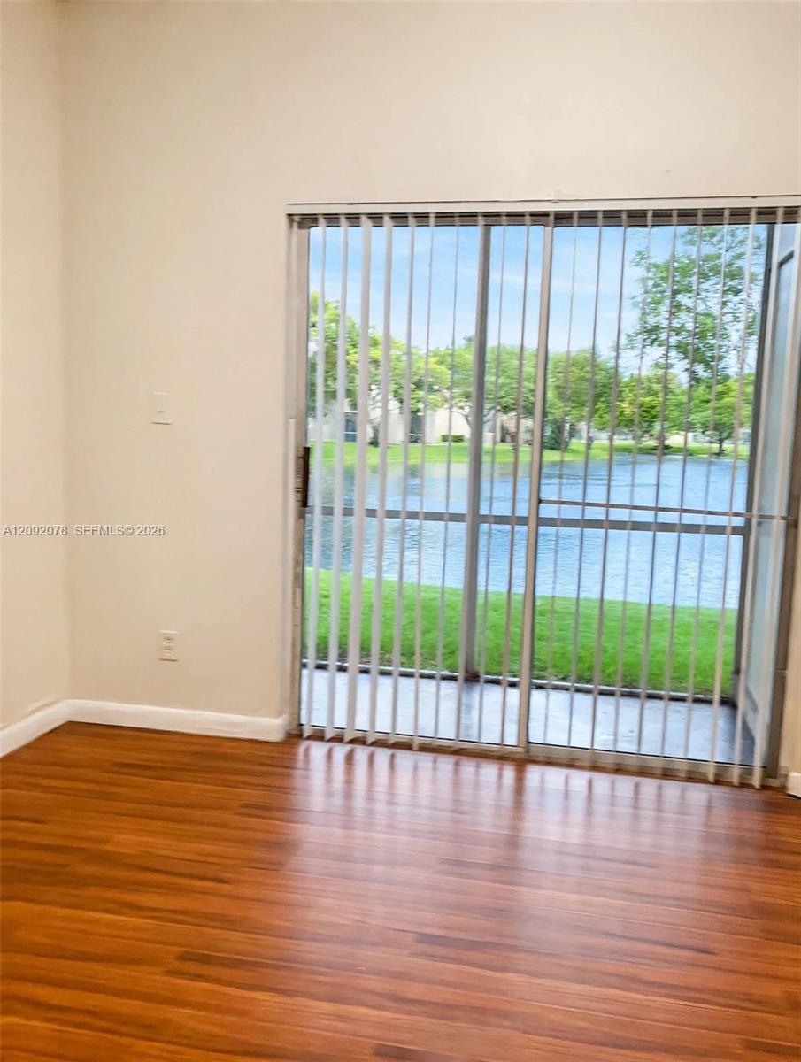 631 Cypress Lake Blvd # J17, Deerfield Beach FL 33064 photo 4