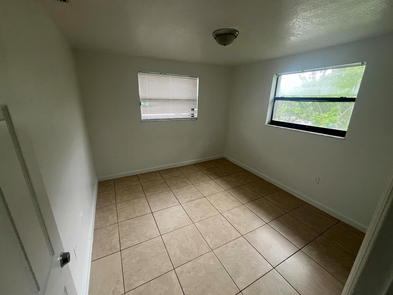 421 NW 7TH Terrace # 1, Fort Lauderdale FL 33311 photo 3