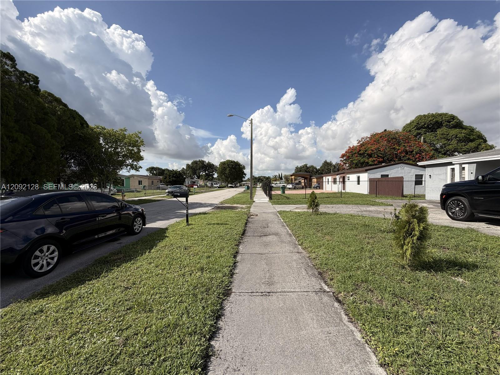 16140 NW 28th Ct, Miami Gardens FL 33054 photo 3