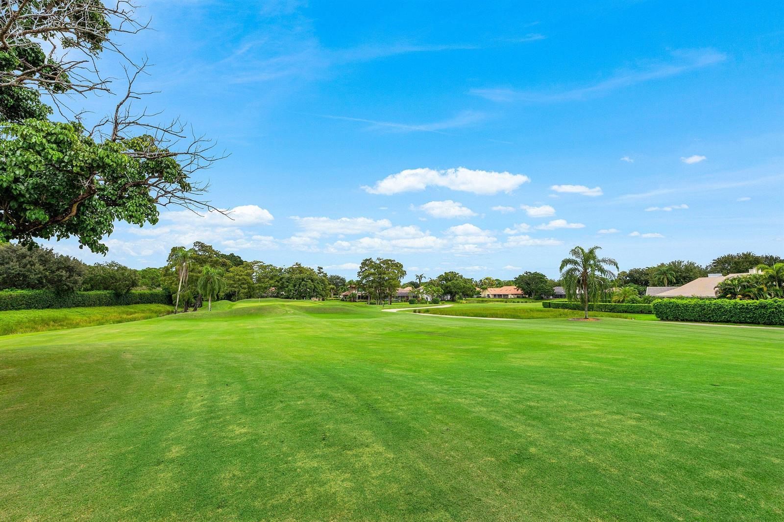 9 Alnwick Road, Palm Beach Gardens FL 33418 photo 2