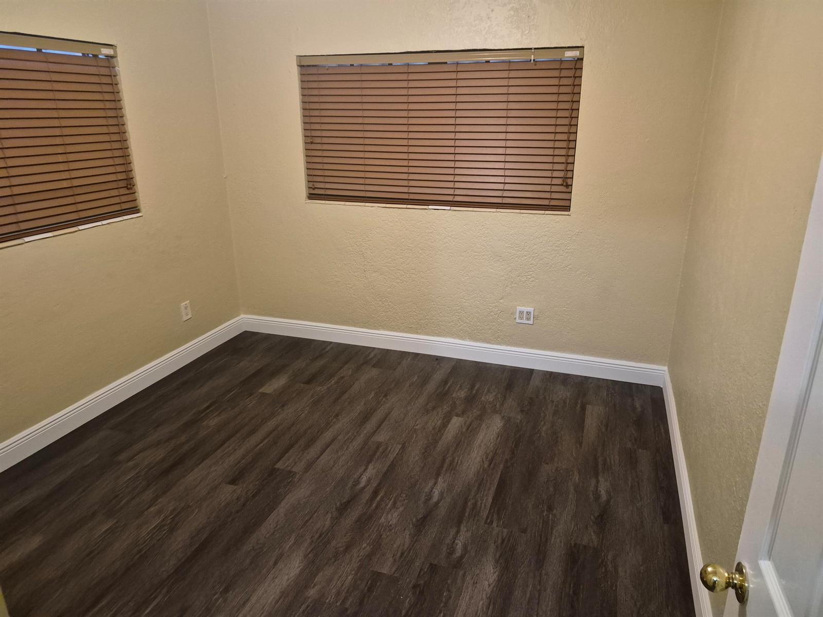 6720 NW 5TH Place, Miami FL 33150 photo 4