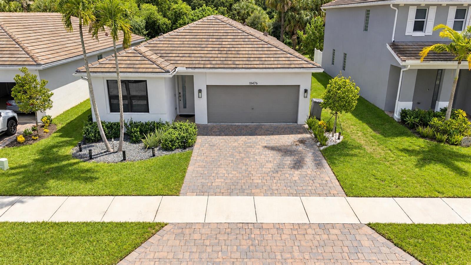 18476 Glenstone Street, Jupiter FL 33458 photo 2
