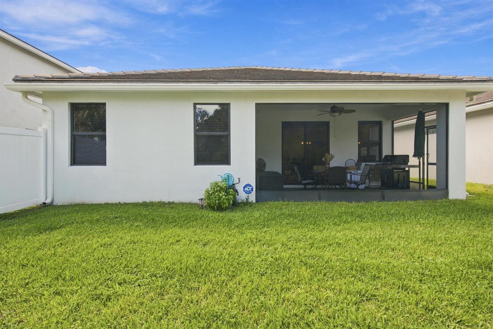 18476 Glenstone Street, Jupiter FL 33458 photo 5