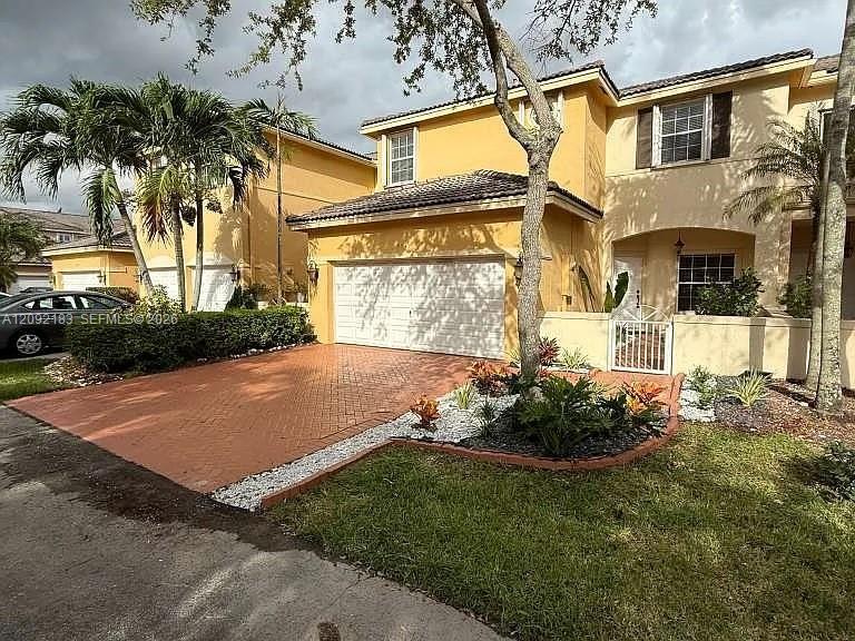 5543 NW 112th Pl, Doral FL 33178 photo 3