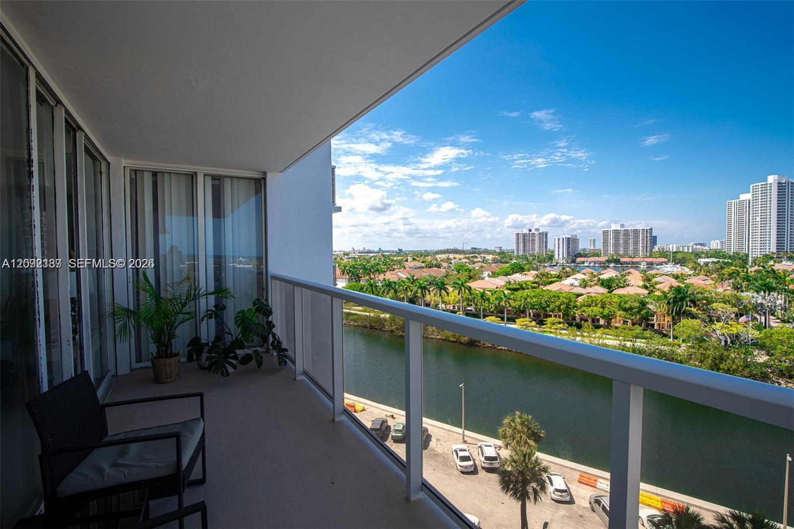 3701 N Country Club Dr # 902, Aventura FL 33180