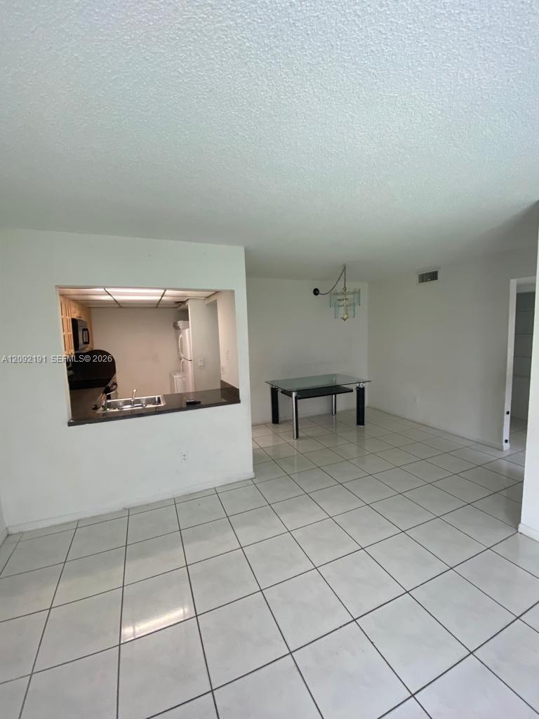 2715 W 66th St # 21, Hialeah FL 33016 photo 4
