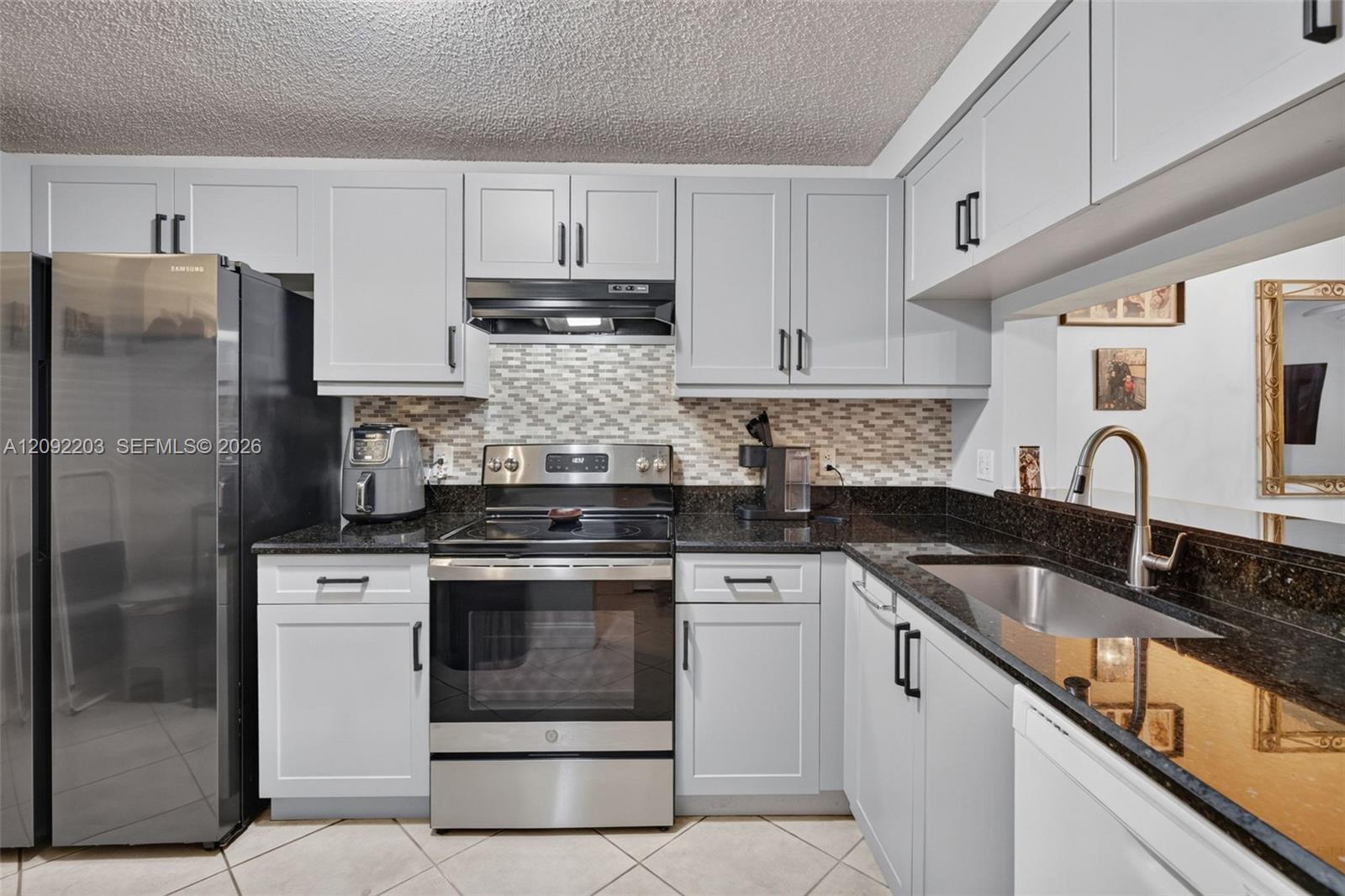 3176 SW 50th St, Dania Beach FL 33312 photo 3