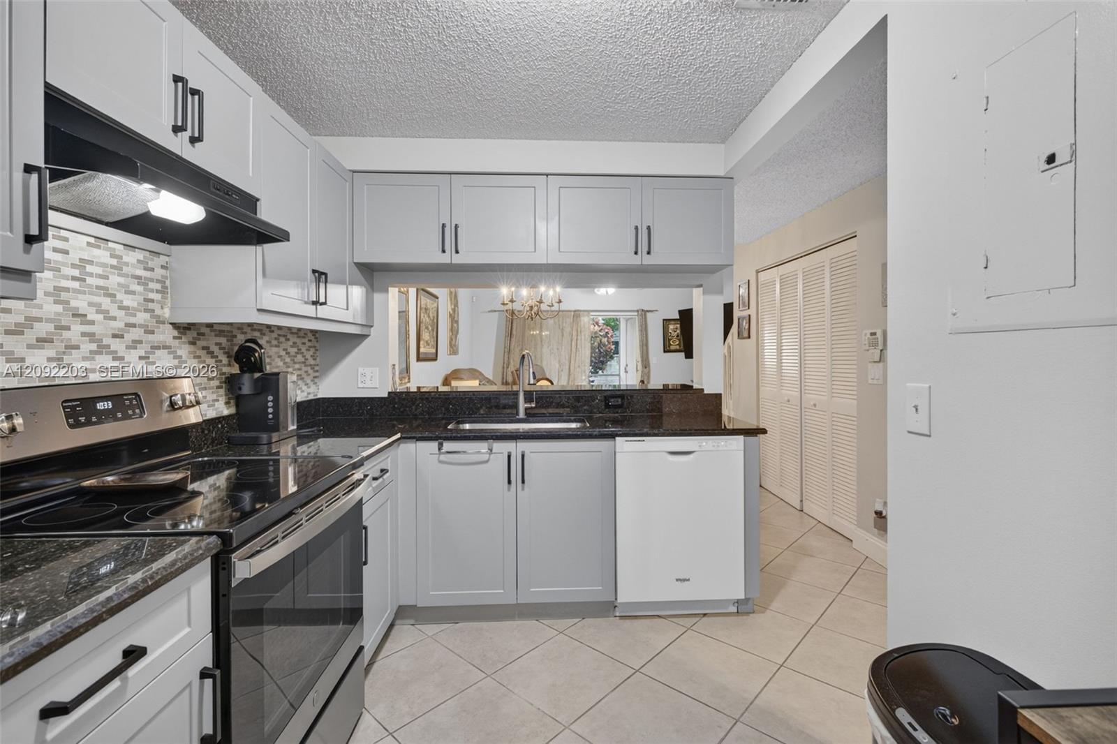 3176 SW 50th St, Dania Beach FL 33312 photo 5