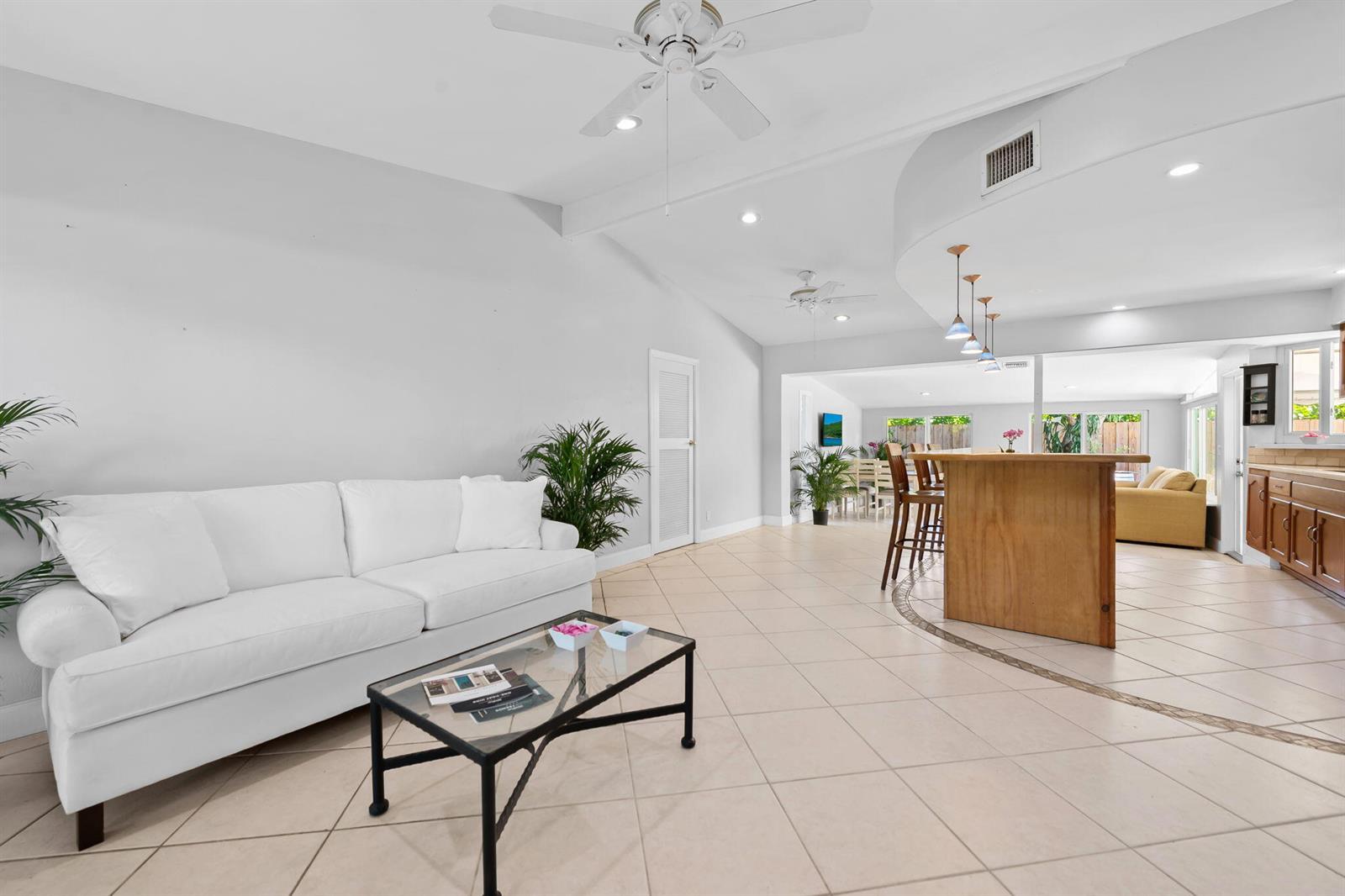 1636 NE 7th Terrace, Fort Lauderdale FL 33305 photo 5