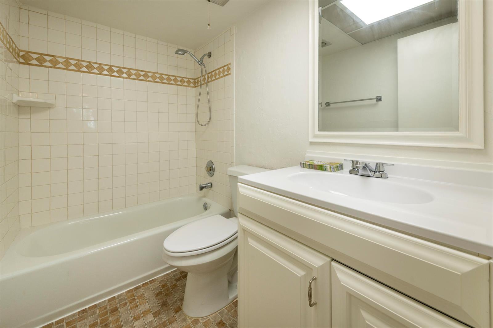 7300 NW 17TH Street # 105, Plantation FL 33313 photo 3
