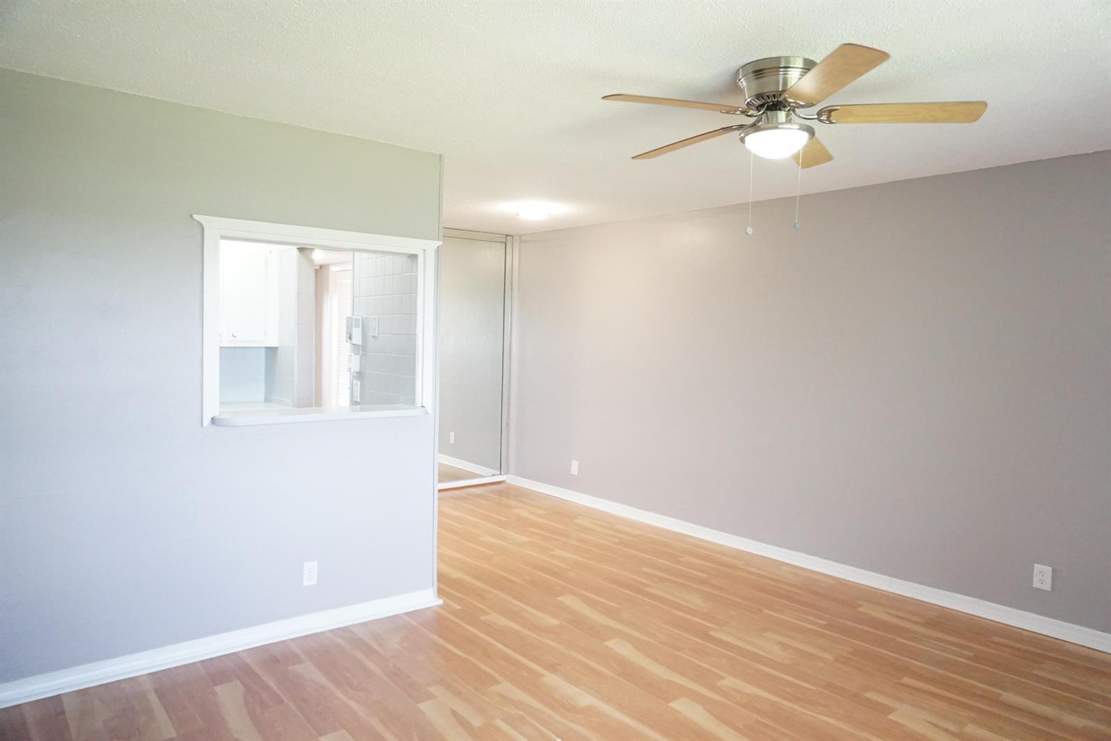 89 Cambridge D, West Palm Beach FL 33417 photo 3