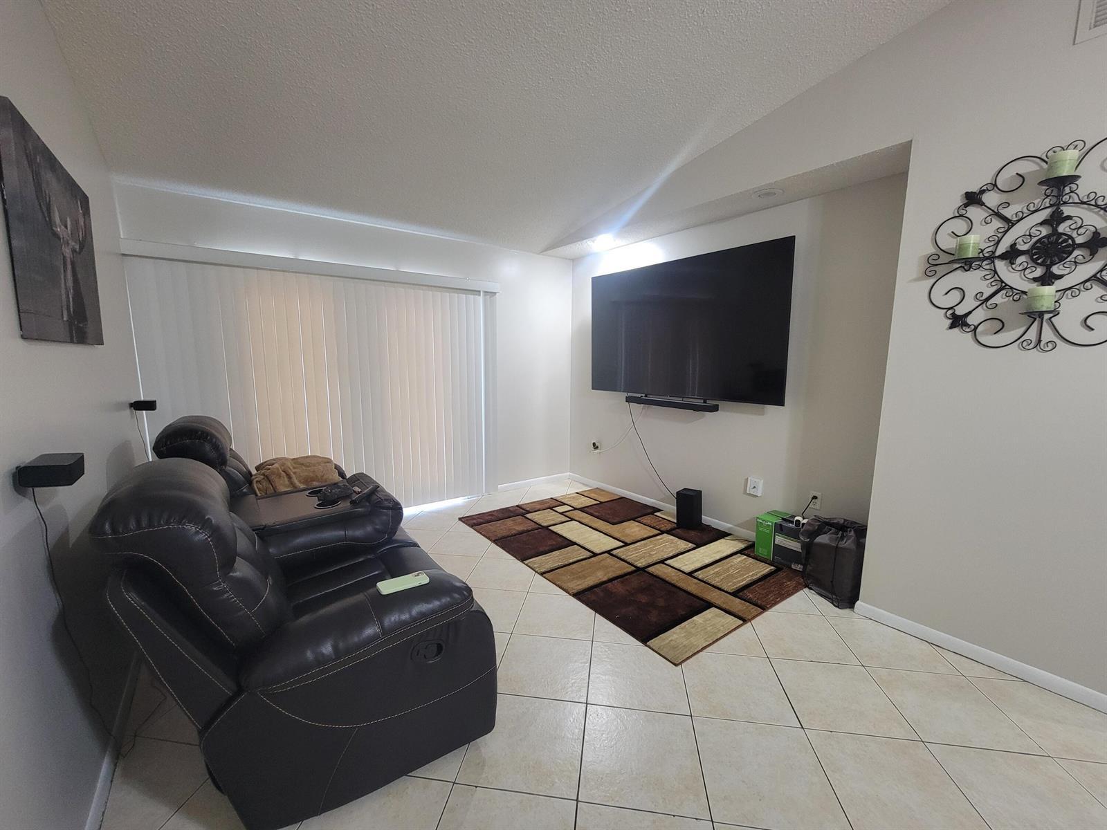 2001 Oleander Boulevard # C, Fort Pierce FL 34950 photo 3