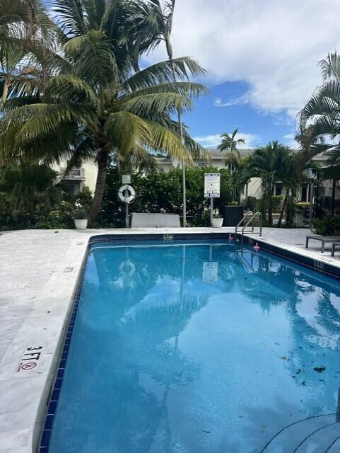 643 Kensington Place # 643, Wilton Manors FL 33305 photo 5