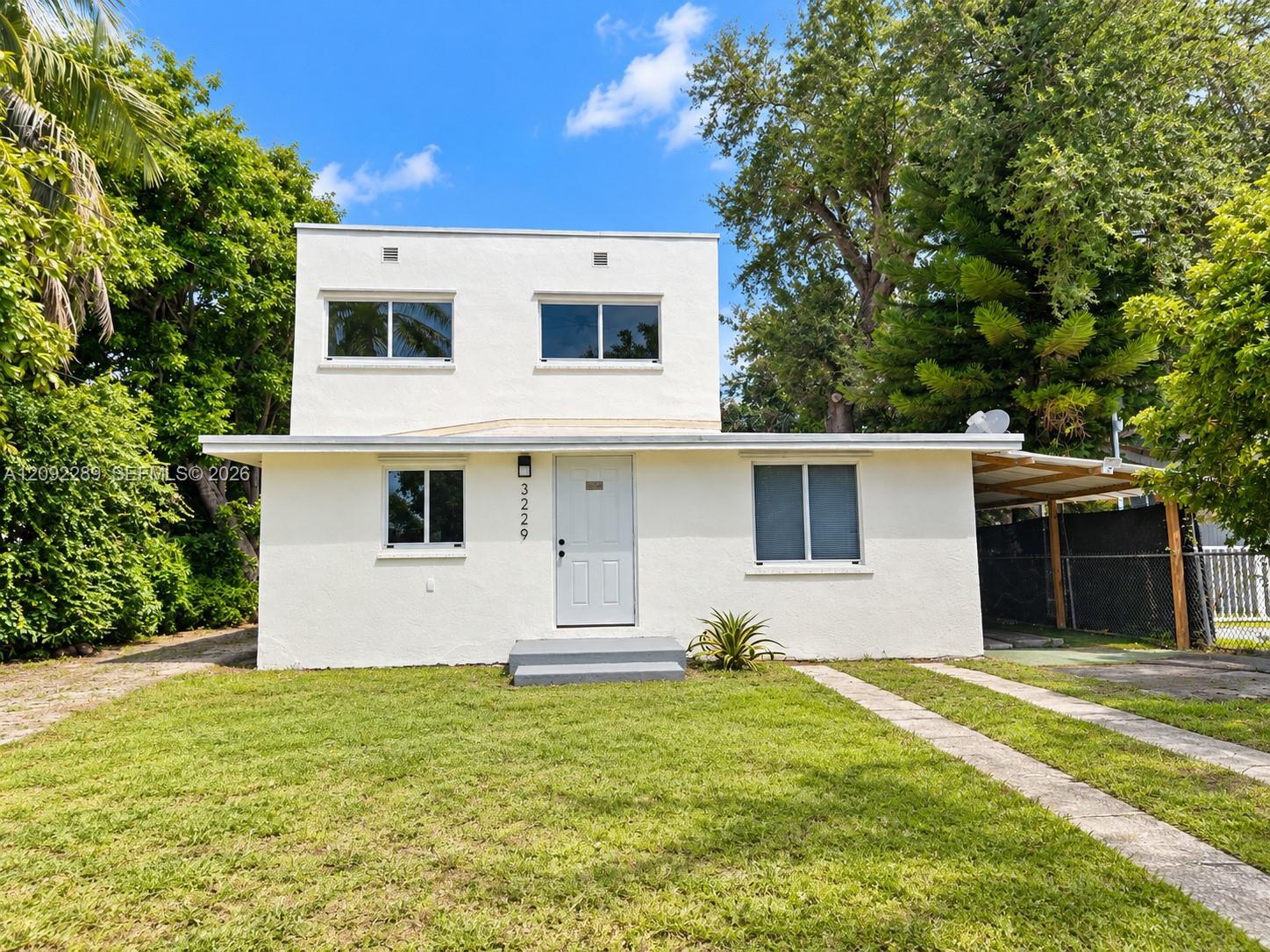 3229 NW 34th St, Miami FL 33142 photo 2