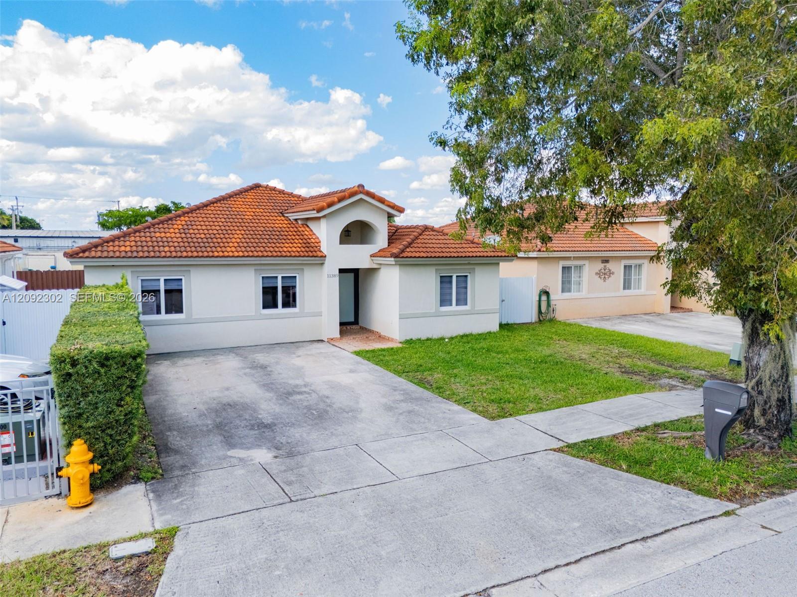 11389 SW 185th Ter, Miami FL 33157 photo 2