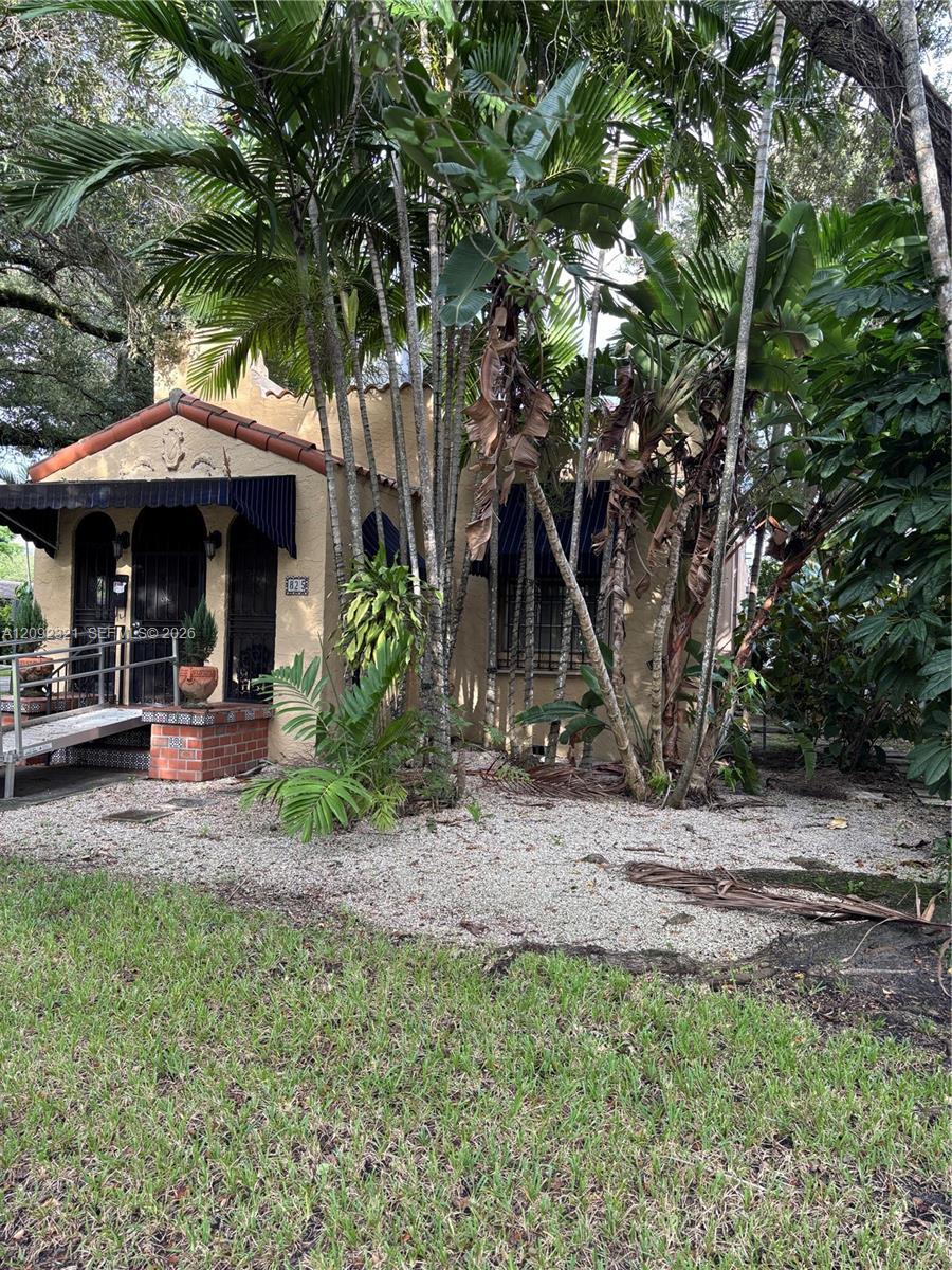 825 Madrid St, Coral Gables FL 33134 photo 3