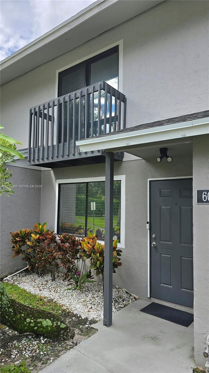 605 Riverside Dr, Green Acres FL 33463 photo 3
