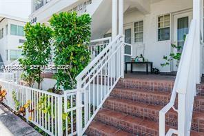 330 74th St # 1, Miami Beach FL 33141 photo 2
