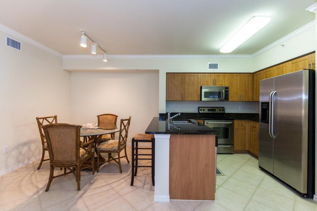 6492 EMERALD DUNES Drive # 205, West Palm Beach FL 33411 photo 5