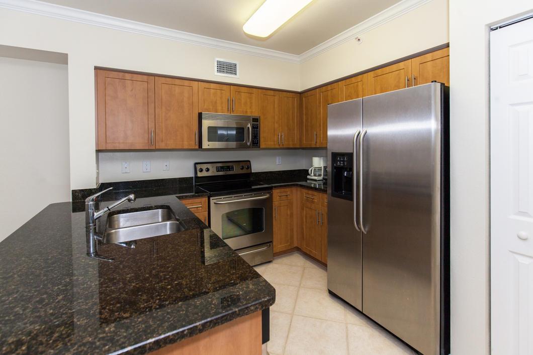 6492 EMERALD DUNES Drive # 205, West Palm Beach FL 33411 photo 4