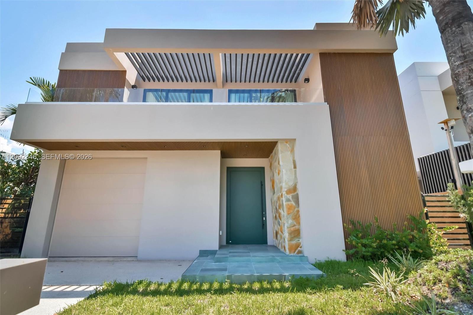 135 SW 29th Rd, Miami FL 33129 photo 4