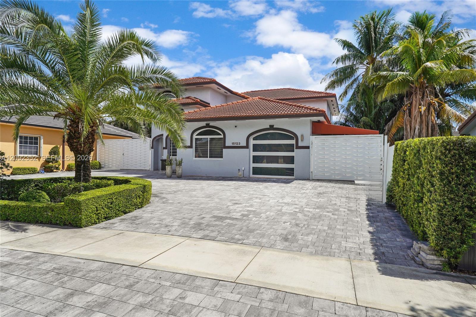15123 NW 87th Pl, Miami Lakes FL 33018 photo 2