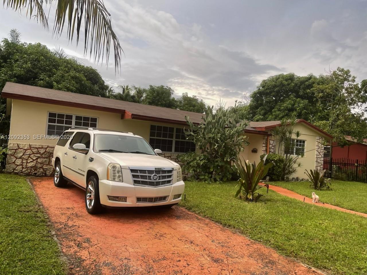 121 NE 173rd St, Miami FL 33162