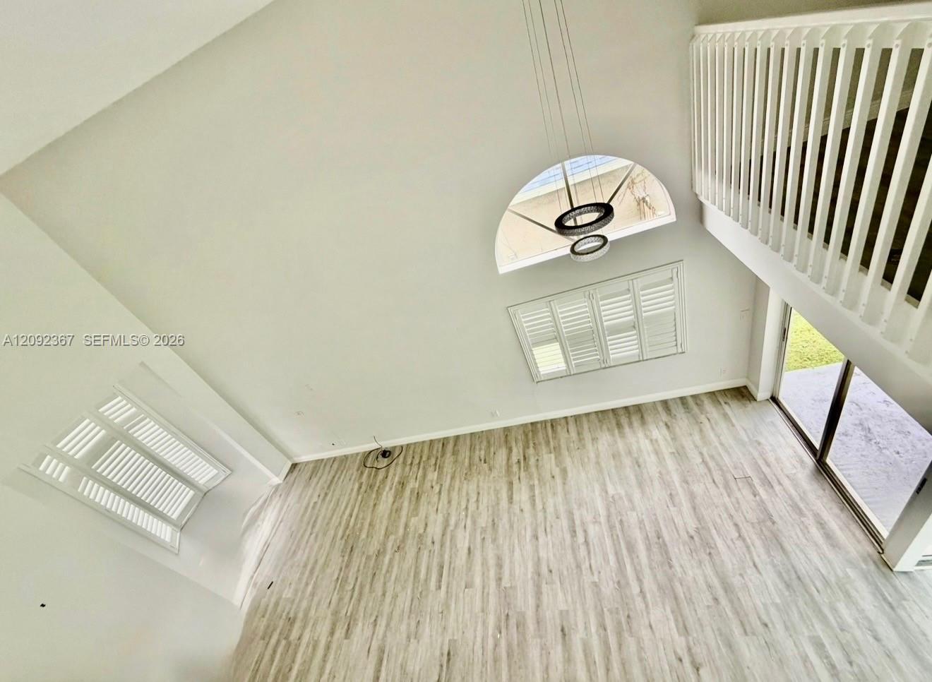 10701 SW 10th Ct, Davie FL 33324 photo 4