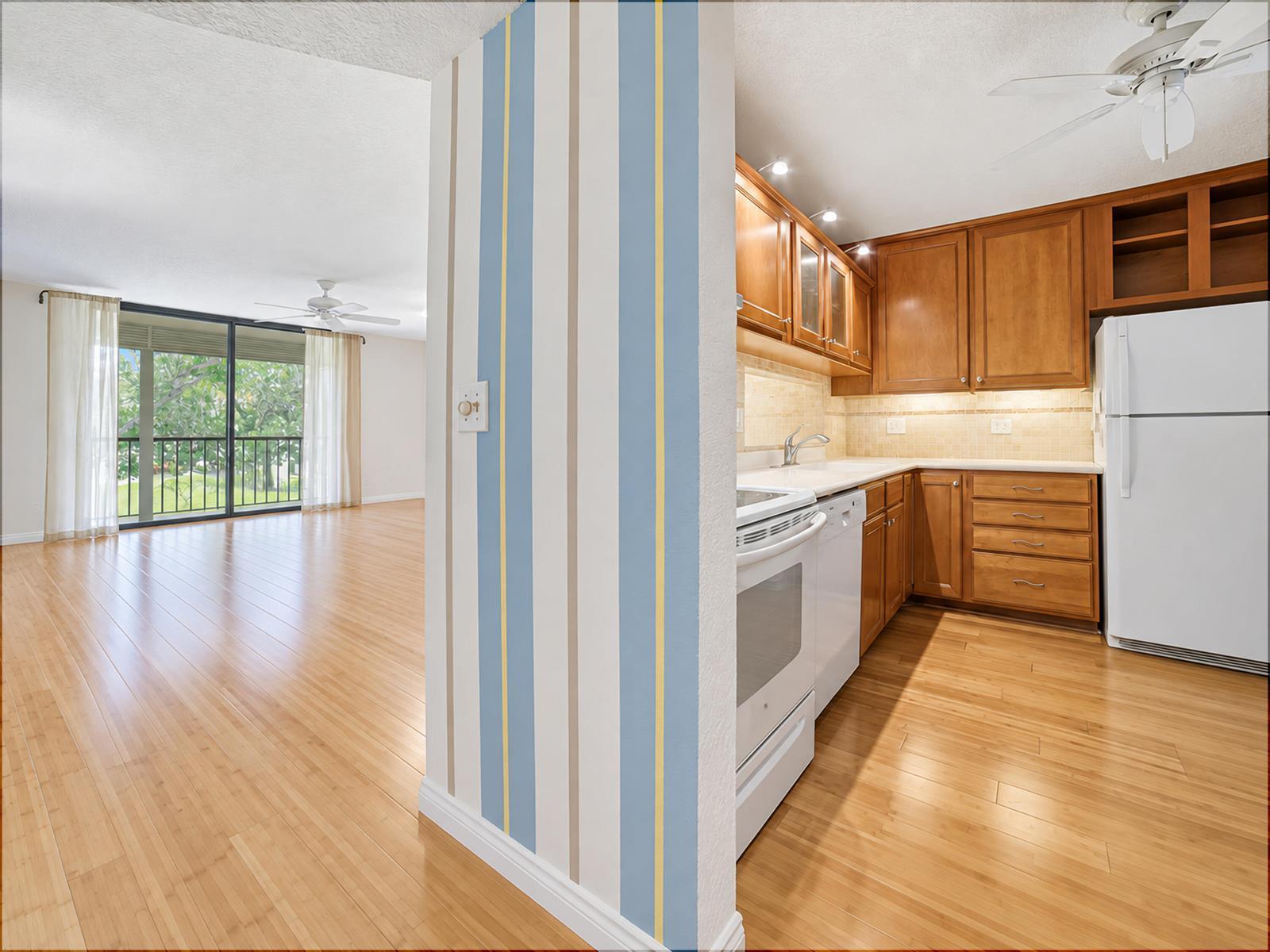 5340 LAS VERDES Circle # 202, Delray Beach FL 33484 photo 2