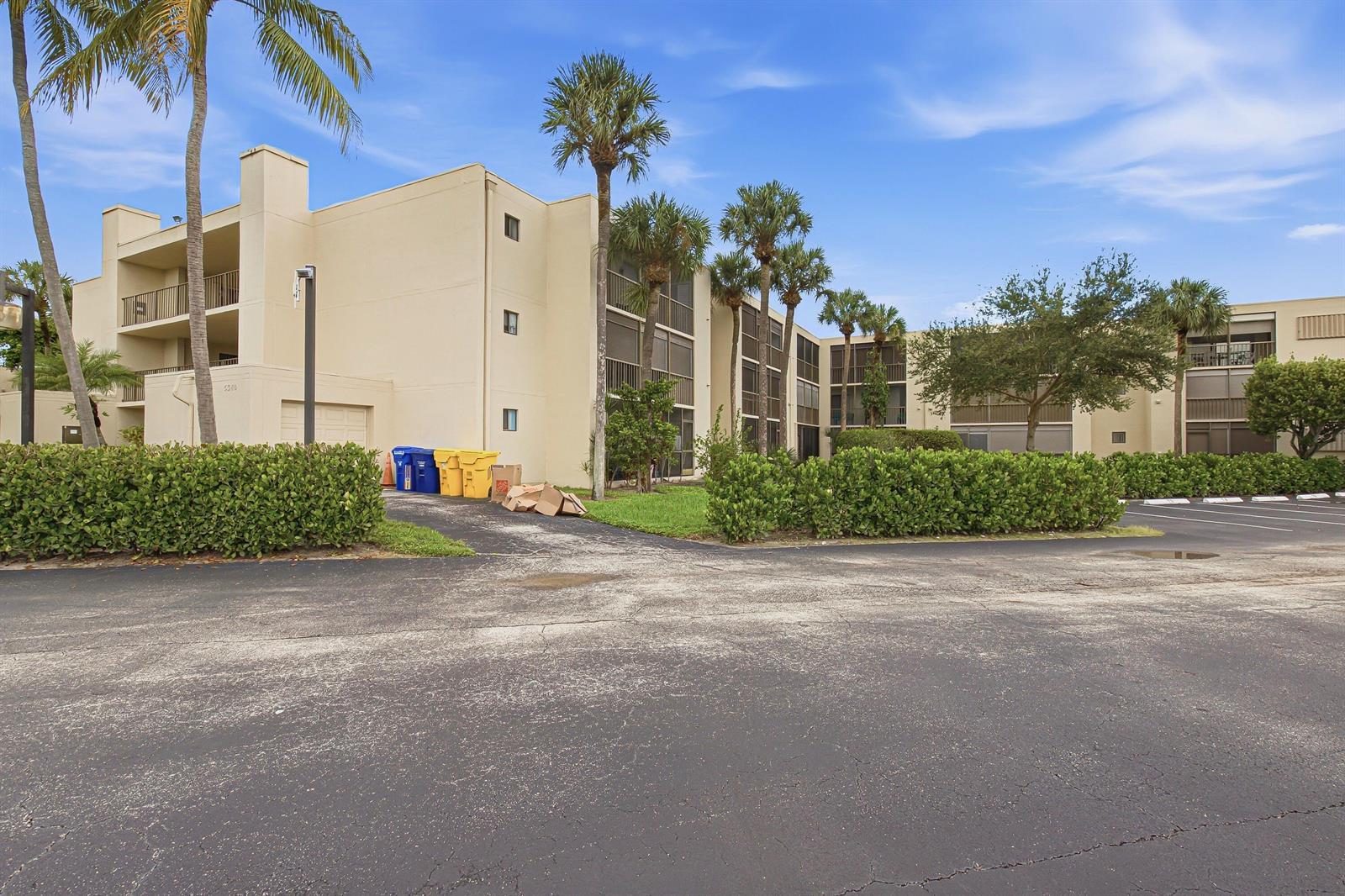 5340 LAS VERDES Circle # 202, Delray Beach FL 33484 photo 3